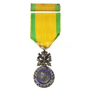 MEDALHA MILITAR FRANCESA - MÉDAILLE MILITAIRE ∙ COM BARRETA, ASSINADA “BARRE” – I GUERRA