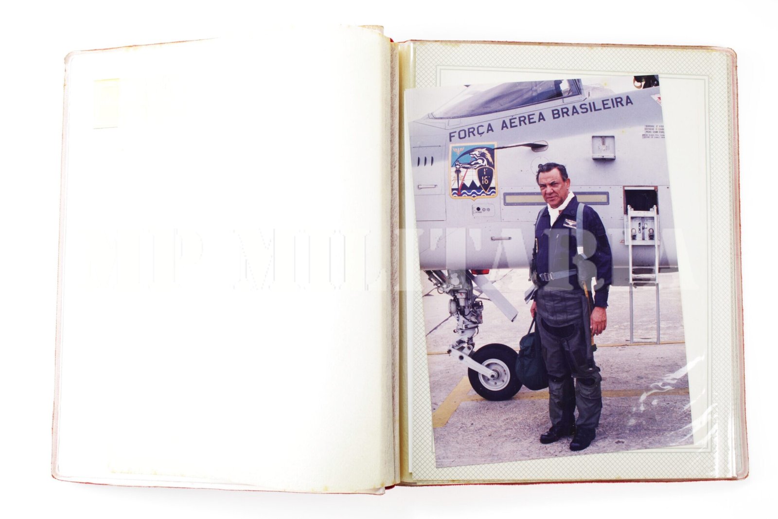 ALBUM DE FOTOGRAFIA DA VISITA DO MINISTRO DA AERONÁUTICA A III FAe • CAÇA AMX – FORÇA AÉREA - Imagem 3