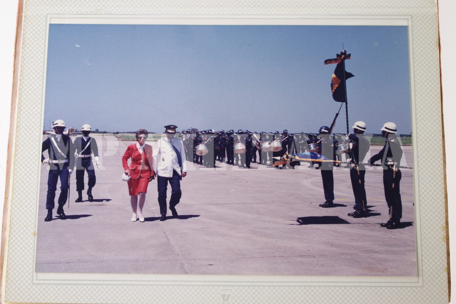 ALBUM DE FOTOGRAFIA DA VISITA DO MINISTRO DA AERONÁUTICA A III FAe • CAÇA AMX – FORÇA AÉREA - Imagem 6